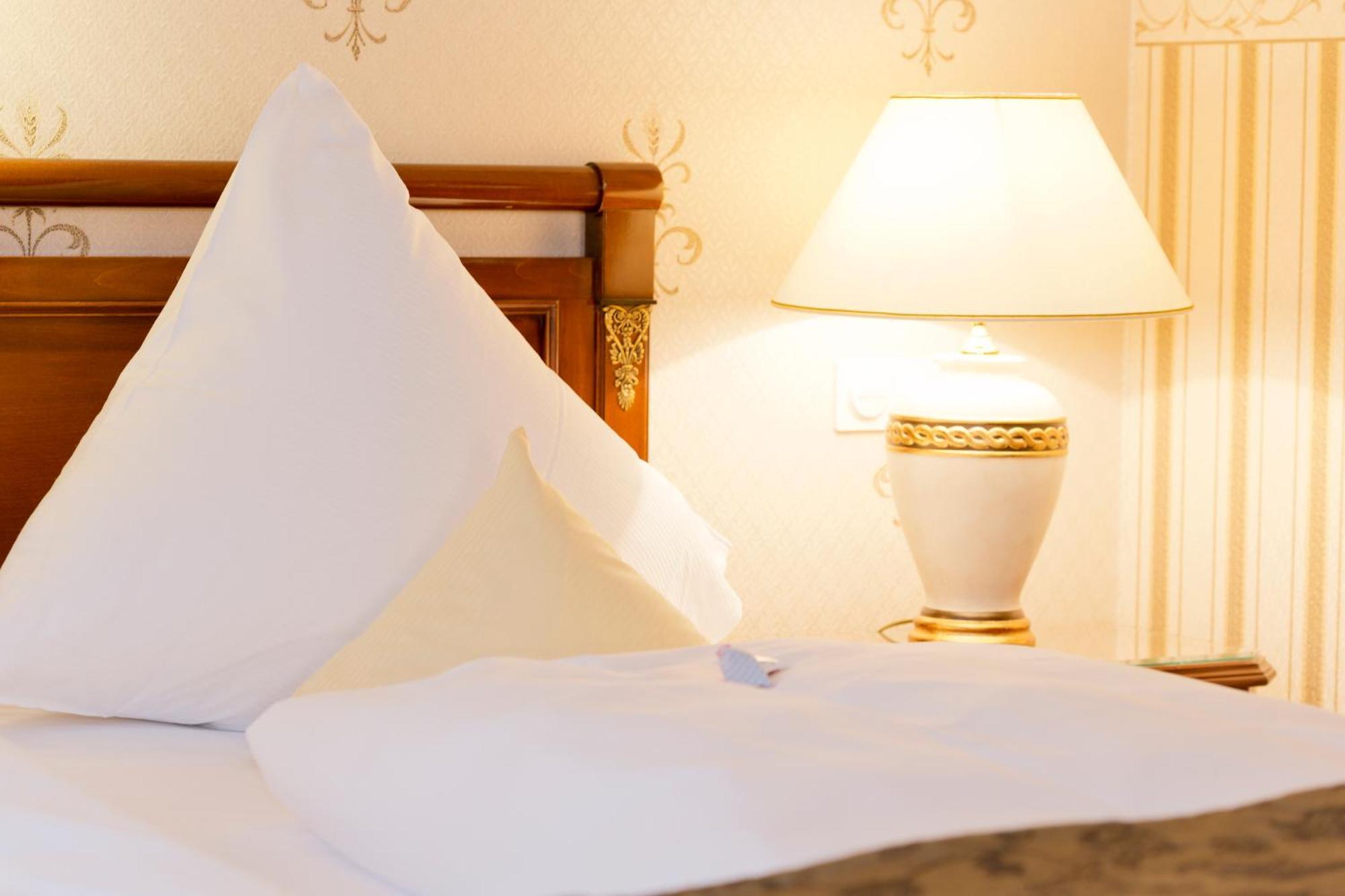 Hotel Villa Monte Vino Потсдам Экстерьер фото