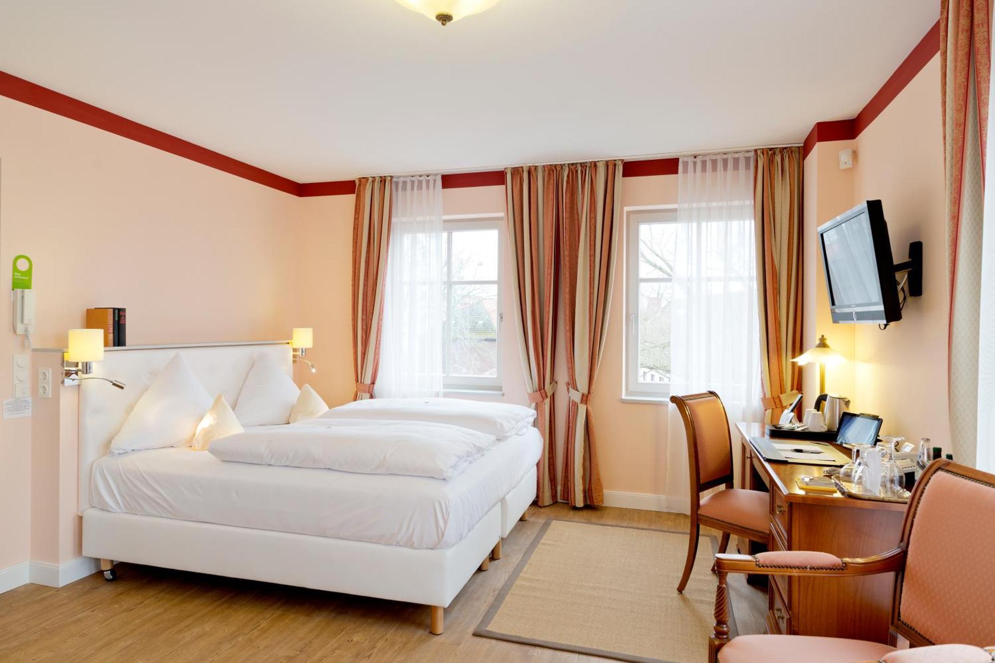 Hotel Villa Monte Vino Потсдам Экстерьер фото