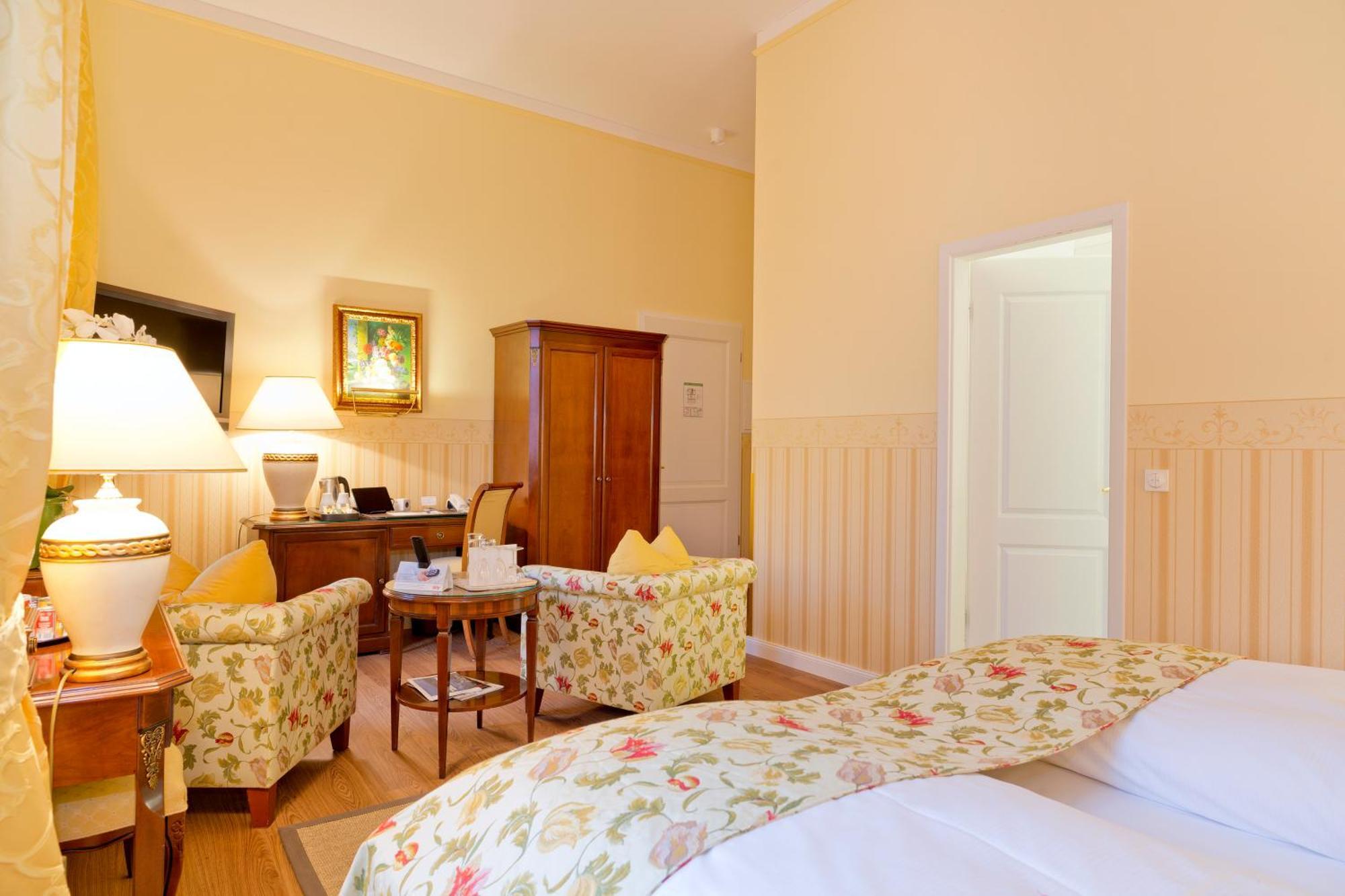 Hotel Villa Monte Vino Потсдам Экстерьер фото