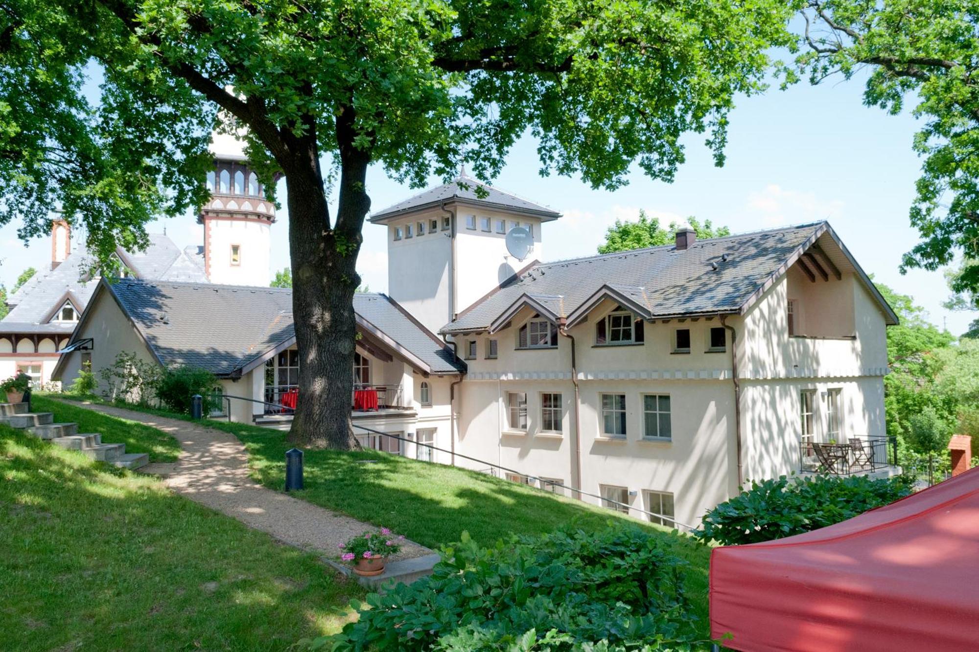 Hotel Villa Monte Vino Потсдам Экстерьер фото