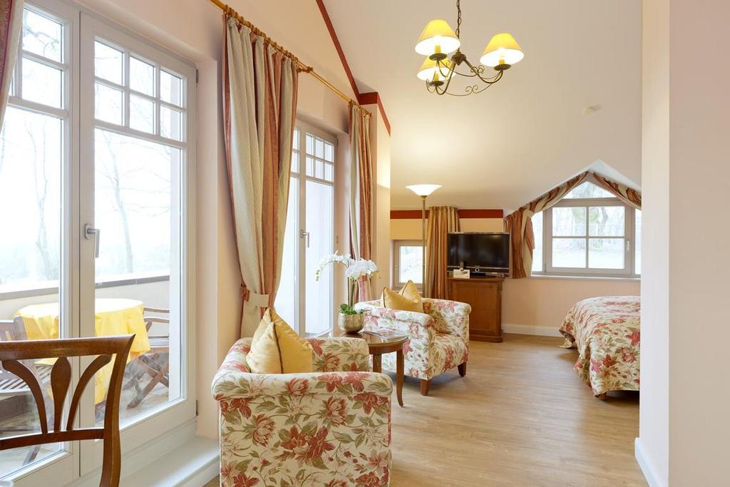 Hotel Villa Monte Vino Потсдам Экстерьер фото