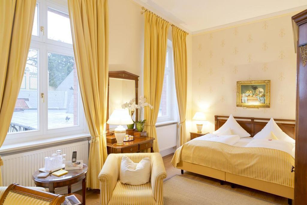 Hotel Villa Monte Vino Потсдам Экстерьер фото